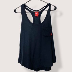Nike Women’s Racerback Layering Tank Top Medium